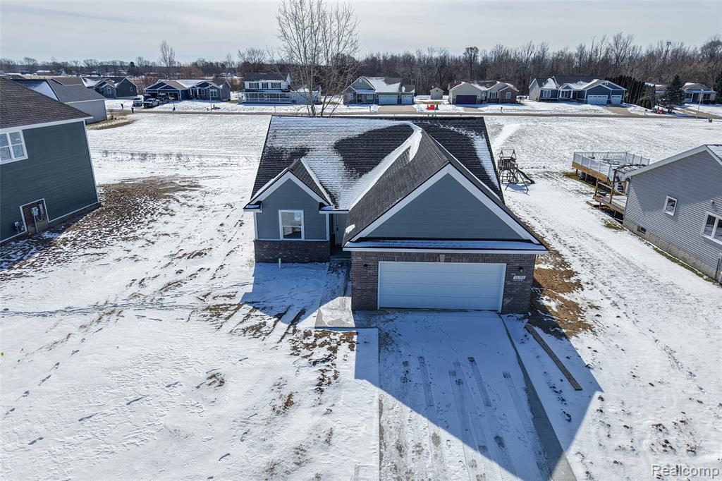 10190 Hunt Drive, Davison, MI 48423 — Photo 11