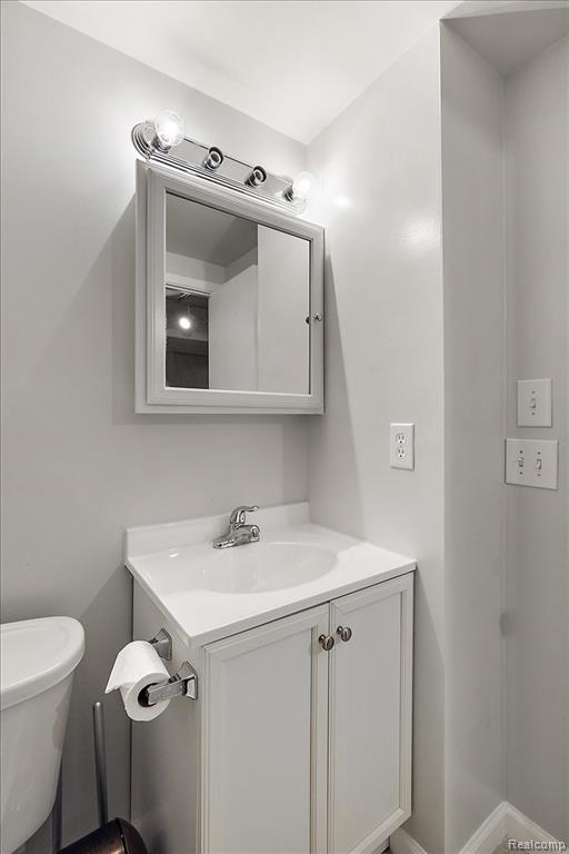 44800 Bayview Drive, 33, Novi, MI 48377 — Photo 46