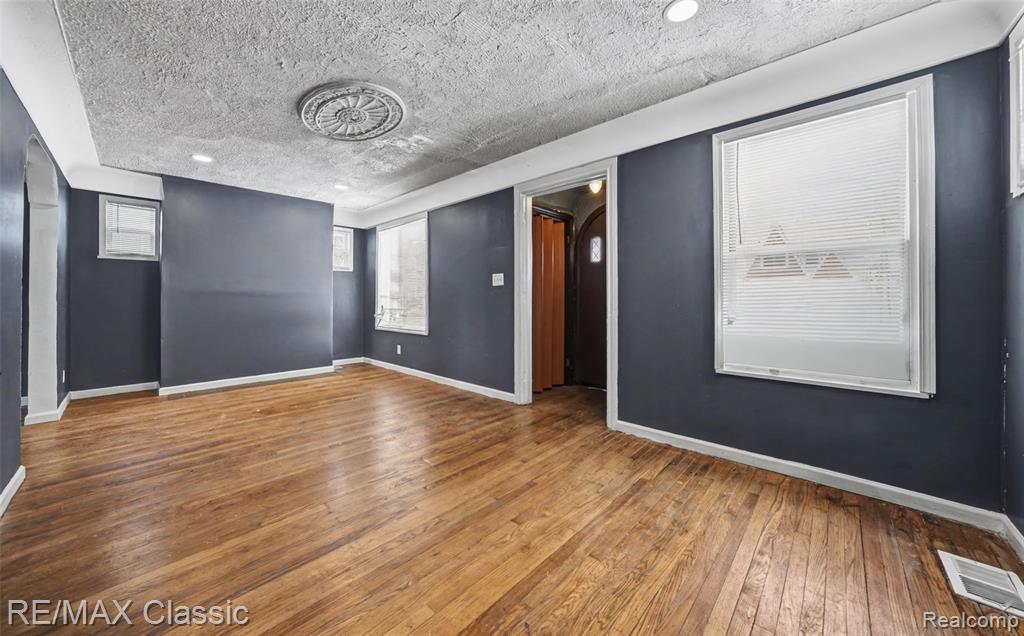 16127 Birwood Street, Detroit, MI 48221 — Photo 4