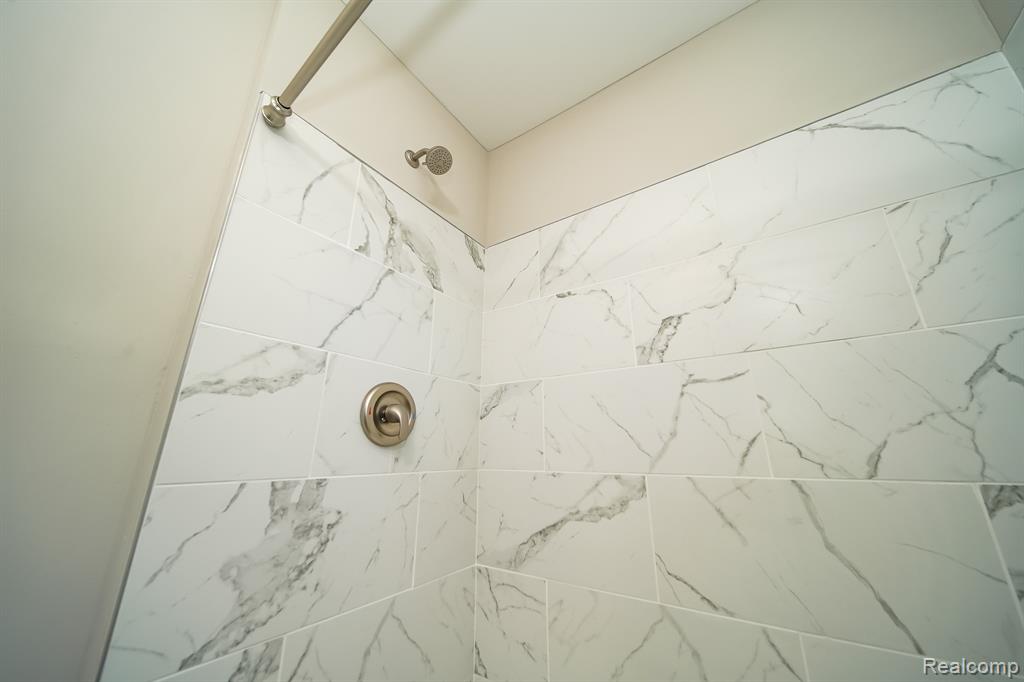 23610 Morton Street, Oak Park, MI 48237 — Photo 55