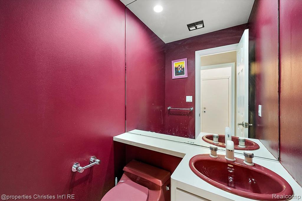 6628 Heather Heath, West Bloomfield, MI — Photo 30
