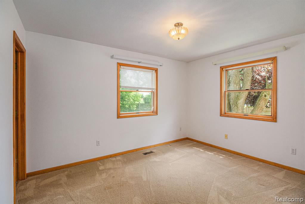 5511 Wakefield Road, Grand Blanc, MI 48439 — Photo 14