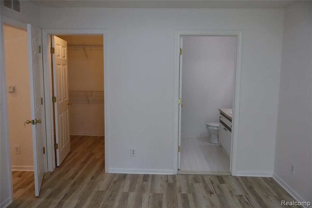 44944 Marigold Drive, Sterling Heights, MI 48314 — Photo 22