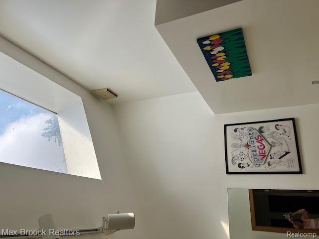 32674 Bingham Lane, Bingham Farms, MI 48025 — Photo 46