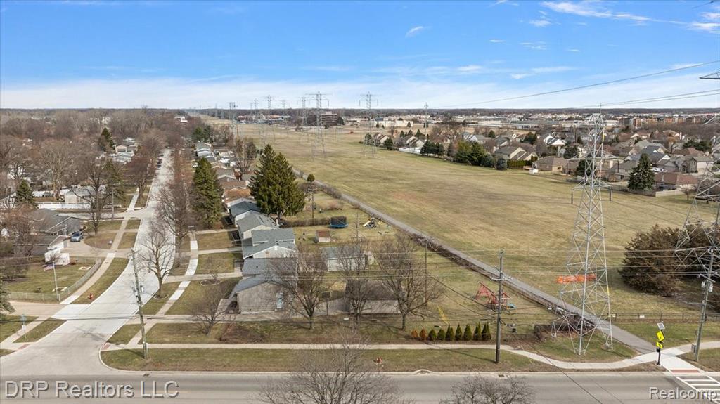 44012 Carrnation Drive, Sterling Heights, MI 48313 — Photo 39