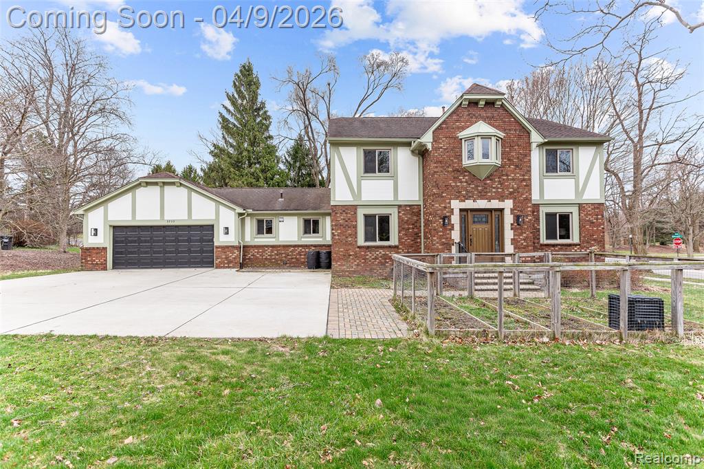 17348 Hilton Street, Southfield, MI, 48075