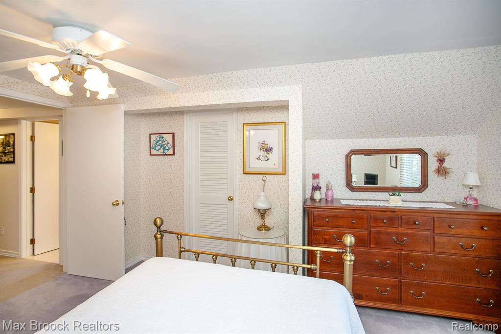 10445 Lincoln Drive, Huntington Woods, MI — Photo 28