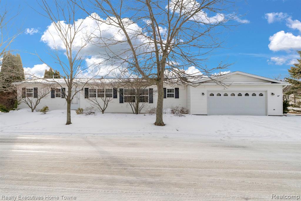 3211 Keewahdin #124, Fort Gratiot, MI 48059 — Photo 2
