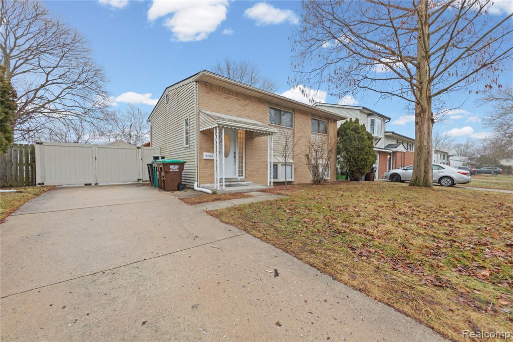 31733 E Ditner Drive, Rockwood, MI — Photo 4