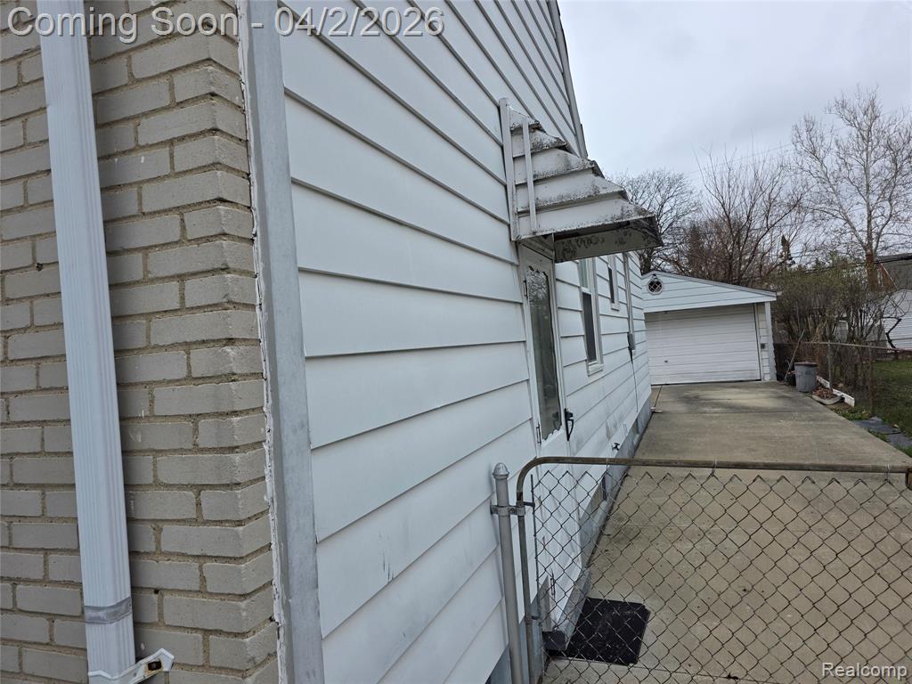 9960 Rockland, Redford, MI 48239 — Photo 6