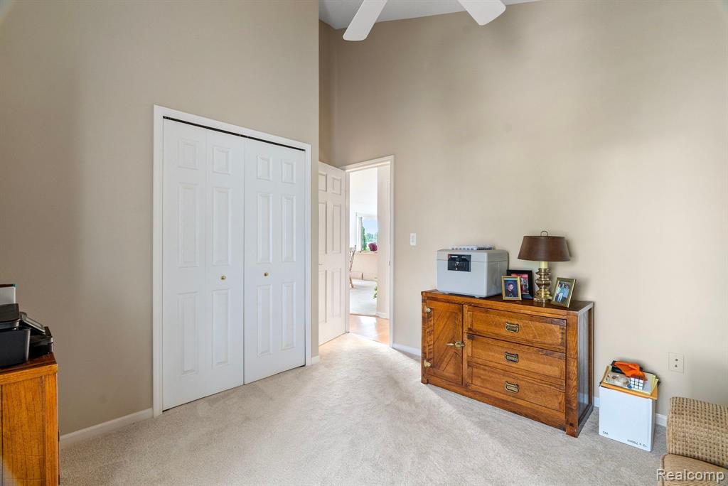 865 CRYSTAL Lane, Marysville, MI 48040 — Photo 36