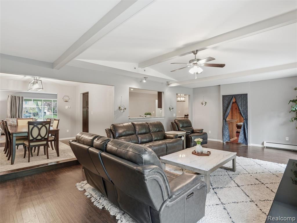 37296 Maple Leaf Court, Clinton Twp, MI 48036 — Photo 11