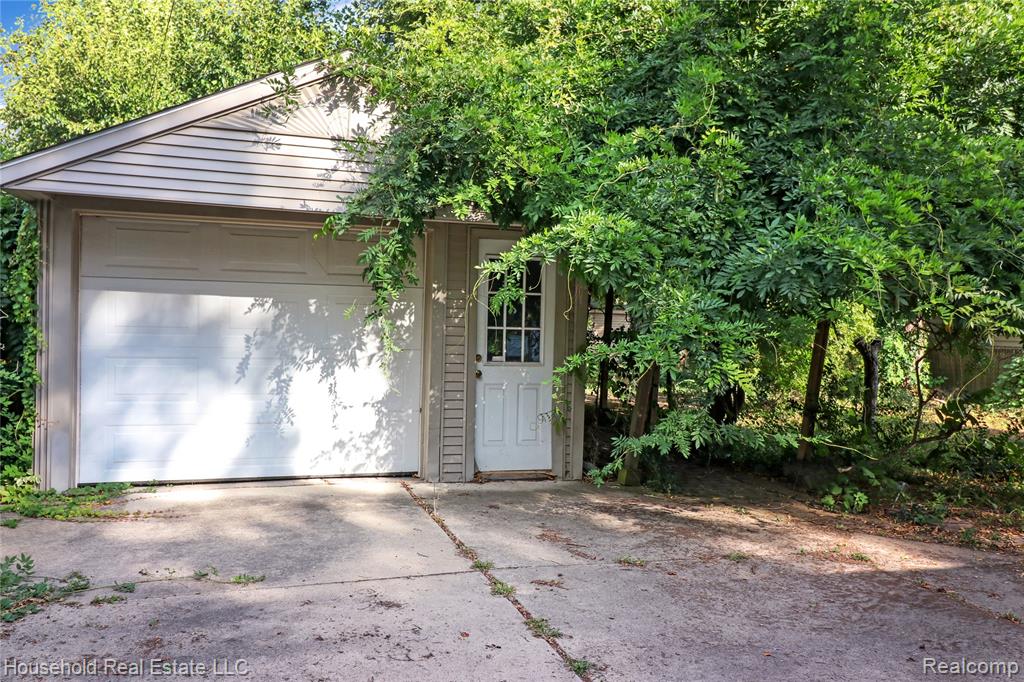8027 Kolb Avenue, Allen Park, MI 48101 — Photo 19