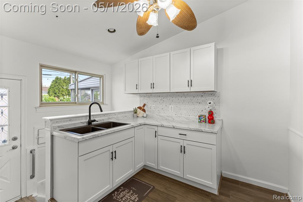 7370 Amboy Street, Dearborn Heights, MI 48127 — Photo 17