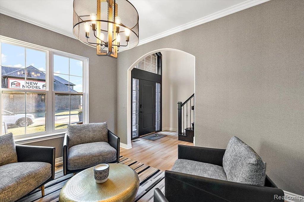 4075 Blossom Drive, Sterling Heights, MI 48314 — Photo 11