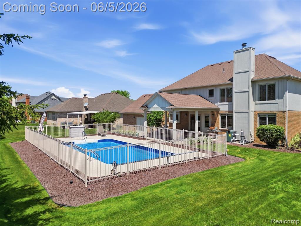 47289 Robins Nest Drive, Utica, MI 48315 — Photo 60
