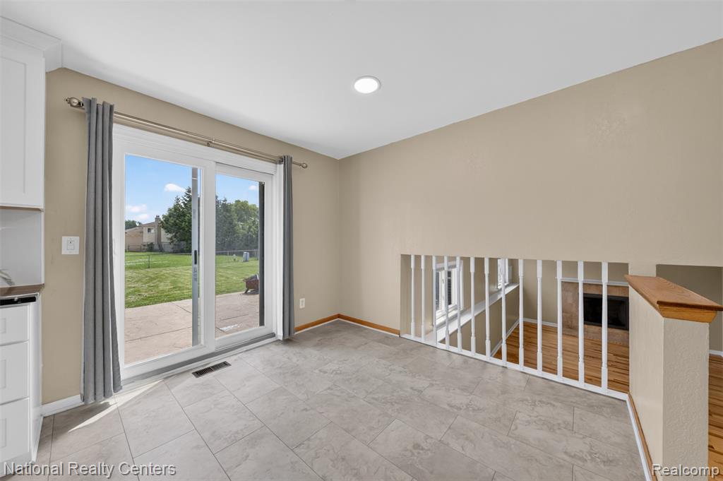 40014 Eagle Drive, Sterling Heights, MI 48310 — Photo 23
