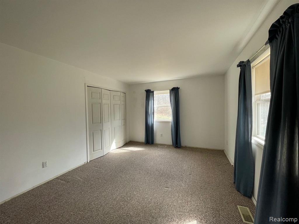 5559 Tipsico Lake Road, Holly, MI 48442 — Photo 7