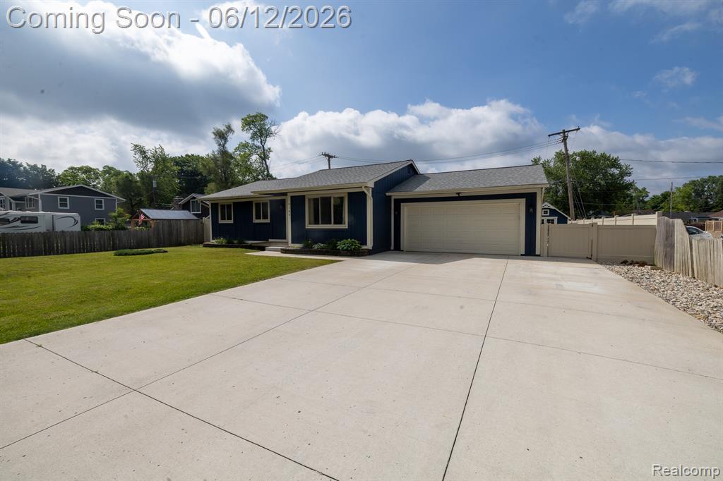 9185 Ashdown Avenue, White Lake, MI — Photo 32