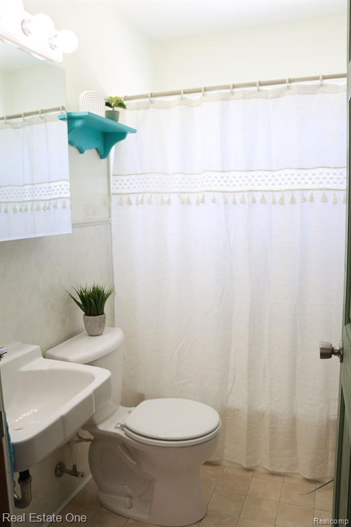 424 W CEDAR Street, Standish, MI 48658 — Photo 13
