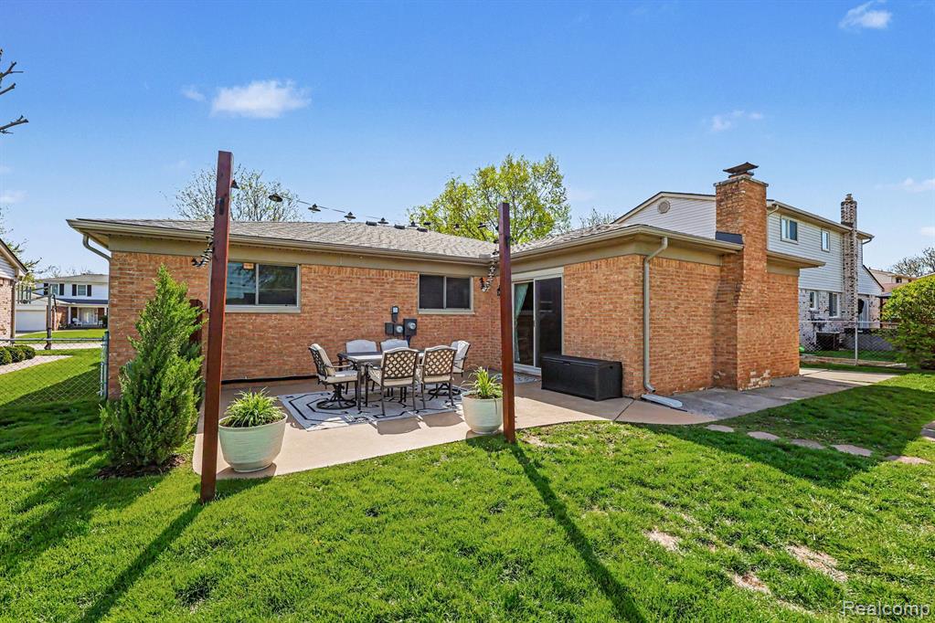 47391 Kathleen Road, Macomb, MI 48044 — Photo 21