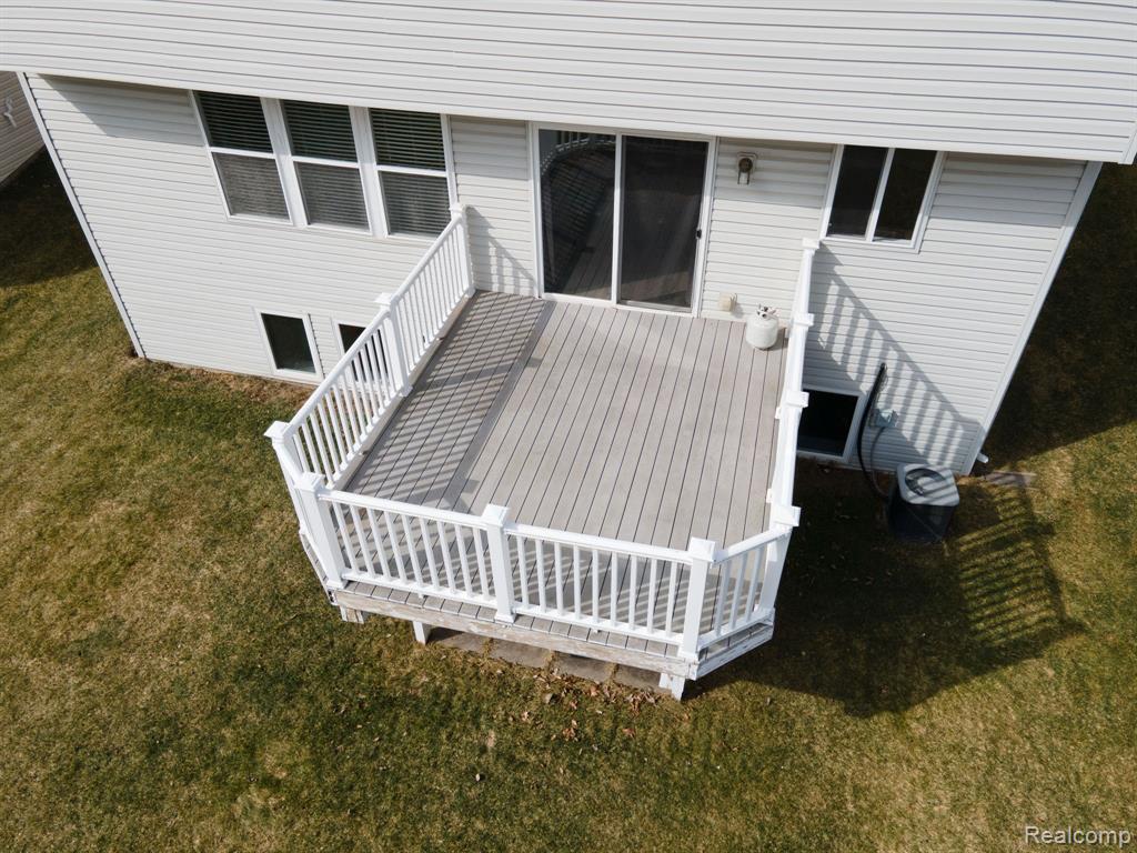 432 OTTER RUN Road, Holly, MI 48442 — Photo 35