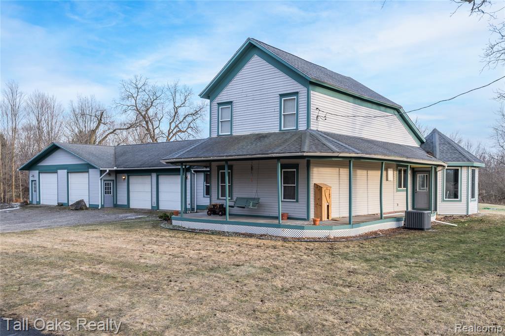 9198 Hegel Road, Goodrich Vlg, MI — Photo 3