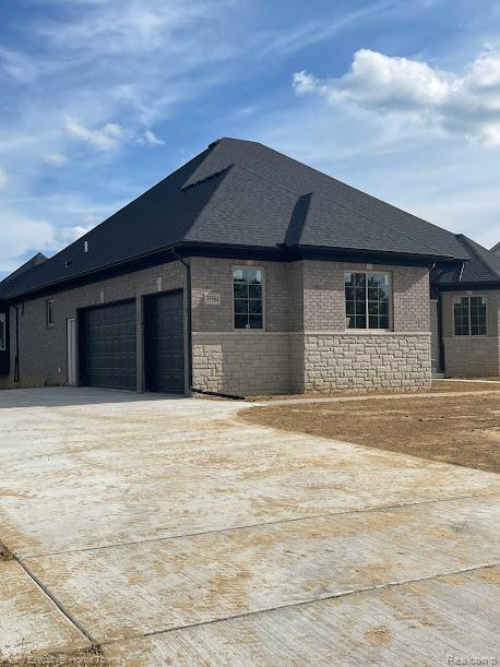 50860 TIMBERSTONE Drive, Macomb, MI 48042 — Photo 2