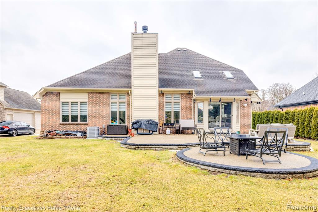 48896 KINGS Drive, Shelby Twp, MI 48315 — Photo 4