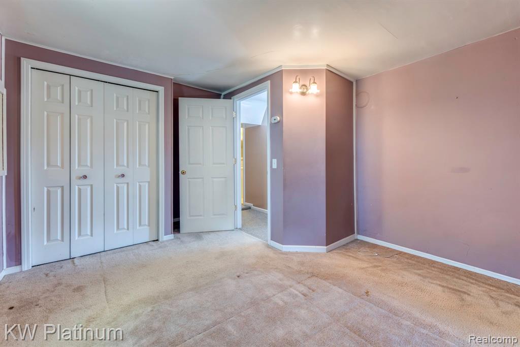 6674 Welch Road, Brockway, MI 48097 — Photo 15