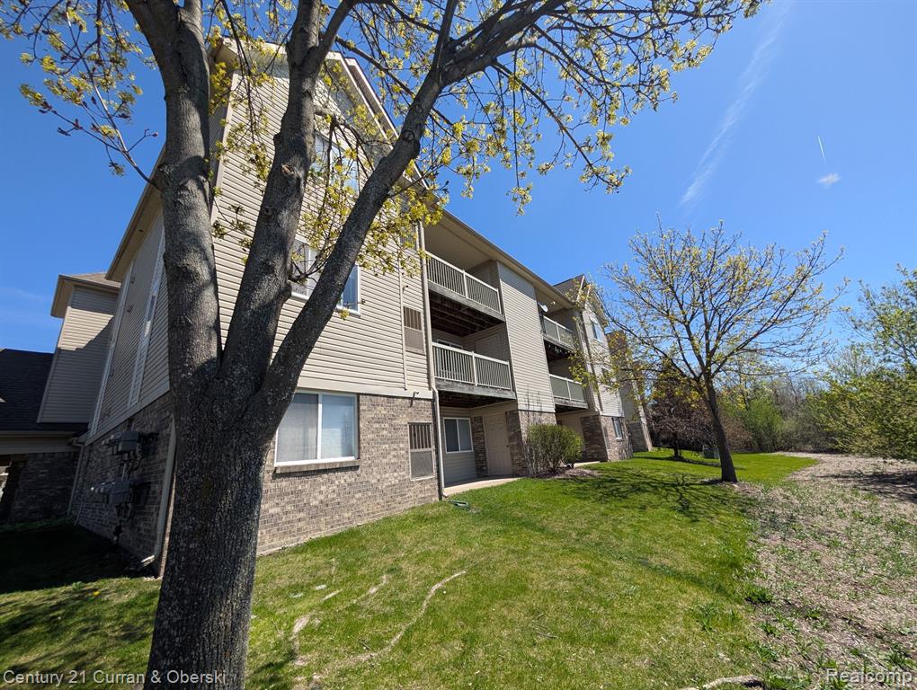 850 AMANDA Lane, Pontiac, MI 48340 — Photo 23