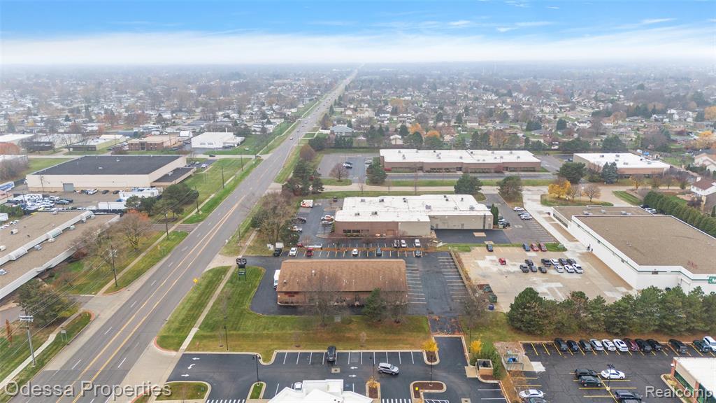 5625 18 MILE Road, Sterling Heights, MI 48314 — Photo 17