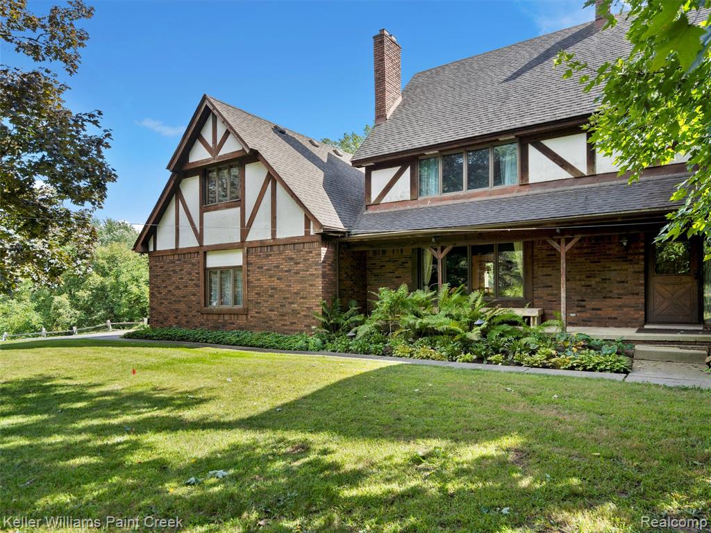 5500 Seymour Lake Road, Oxford, MI 48371 — Photo 2