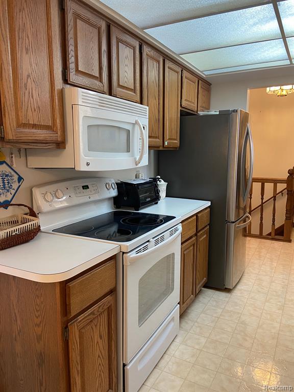 45624 ELM TREE Lane, Shelby Twp, MI 48315 — Photo 4