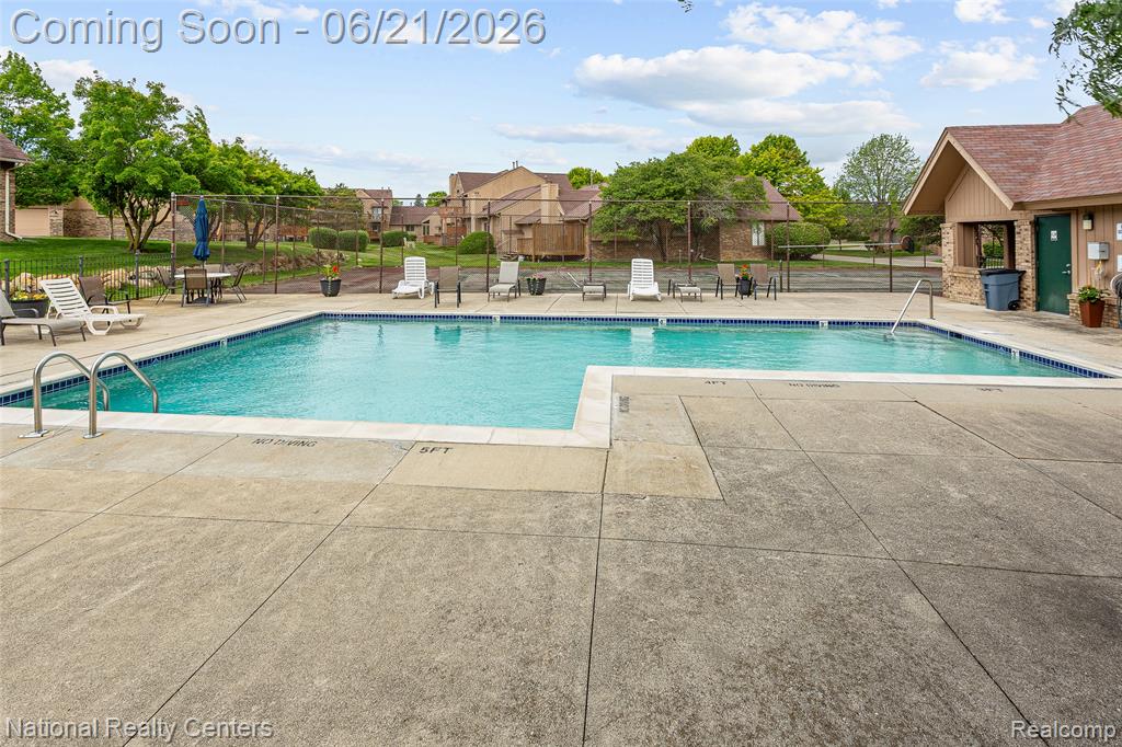 6153 Westbrooke Drive, West Bloomfield, MI — Photo 43