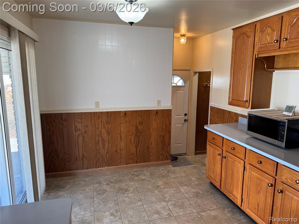 9828 Barkley Street, Belleville, MI 48111 — Photo 12