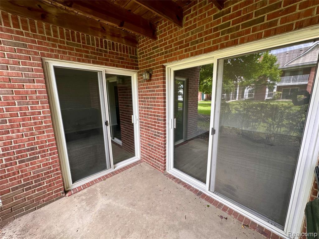 5484 Pine Aires Drive, Sterling Heights, MI 48314 — Photo 30