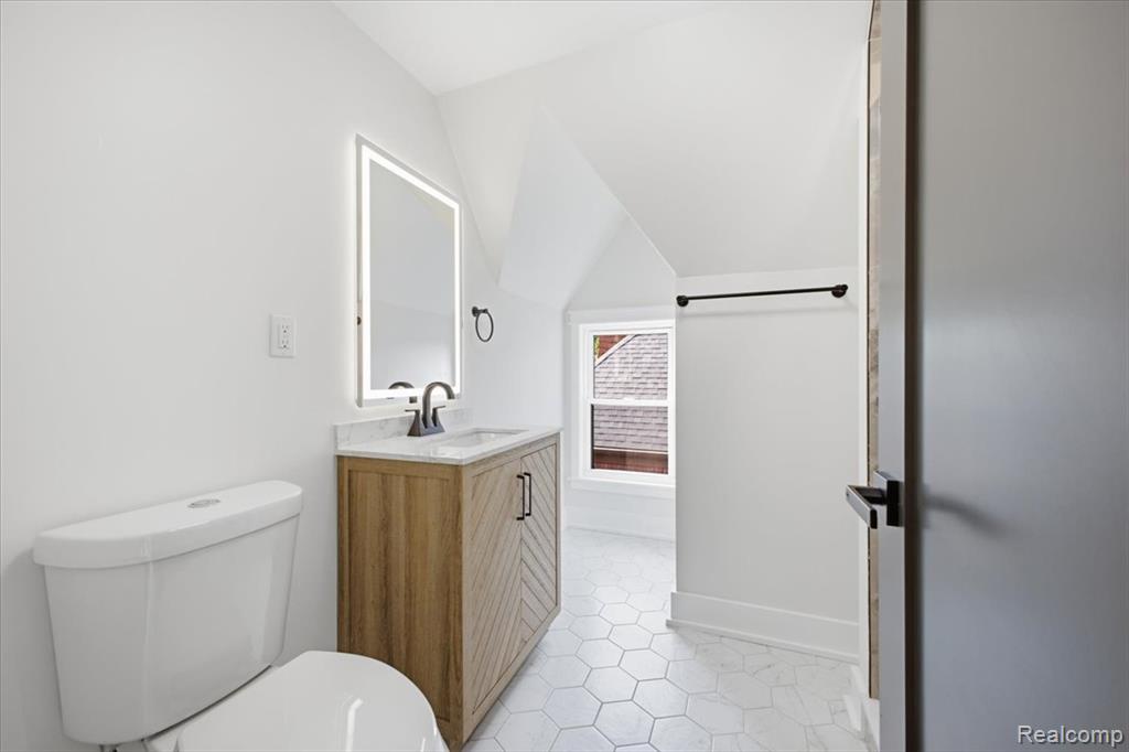 18084 Birchcrest Drive, Detroit, MI 48221 — Photo 38