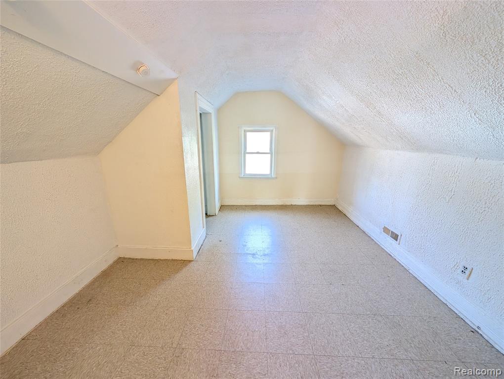32 LABADIE Street, Ecorse, MI 48229 — Photo 13