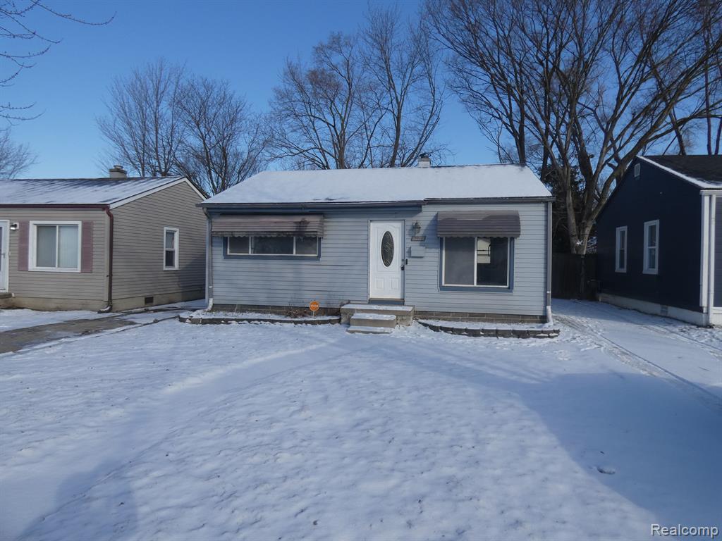8065 PROSPECT Avenue, Warren, MI 48089 — front exterior