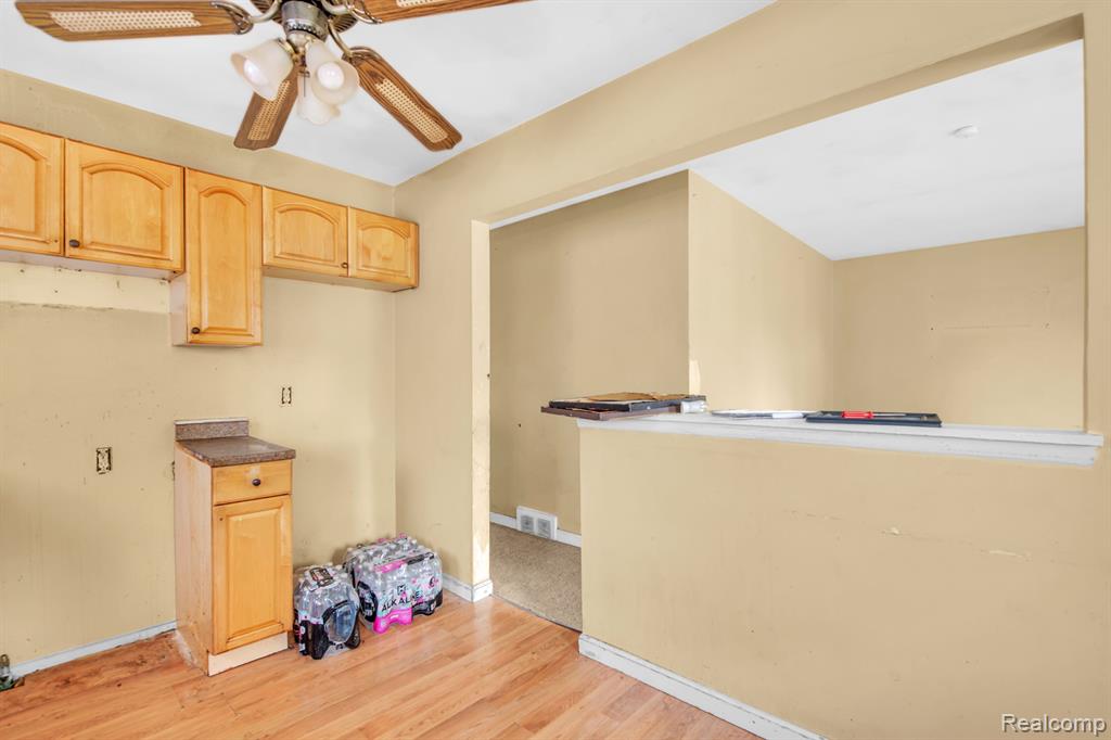 21385 MAJESTIC Avenue, Ferndale, MI 48220 — Photo 9
