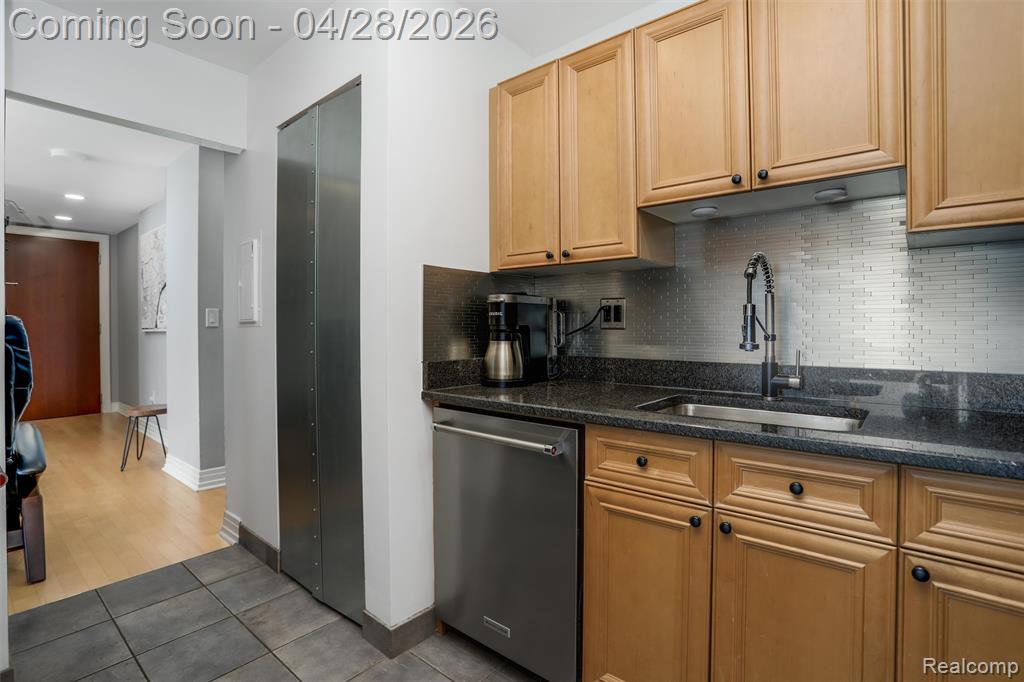 1001 W Jefferson, 11B, Detroit, MI 48226 — Photo 16