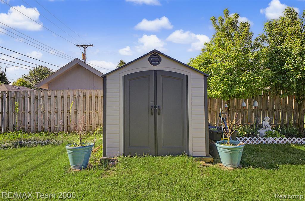 13867 Humphrey Street, Southgate, MI 48195 — Photo 48