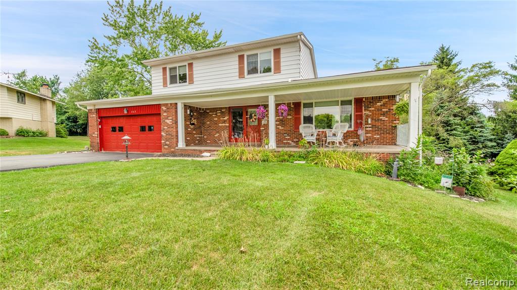 165 Lisa Court, White Lake, MI — Photo 4