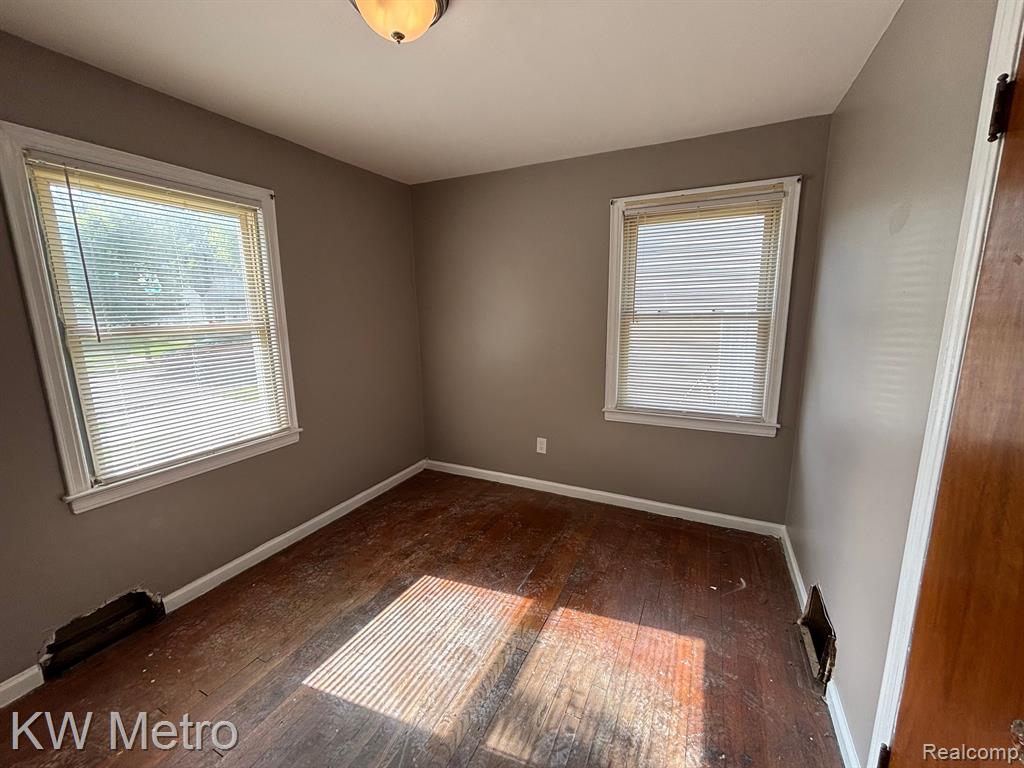 7706 VAUGHAN Street, Detroit, MI 48228 — Photo 7