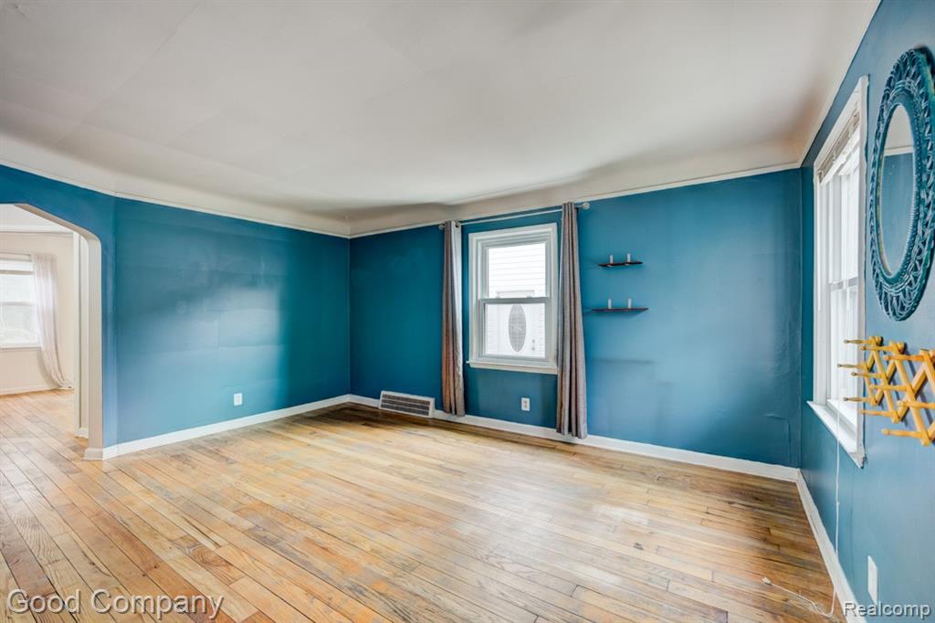 545 E Maplehurst Street, Ferndale, MI 48220 — Photo 2