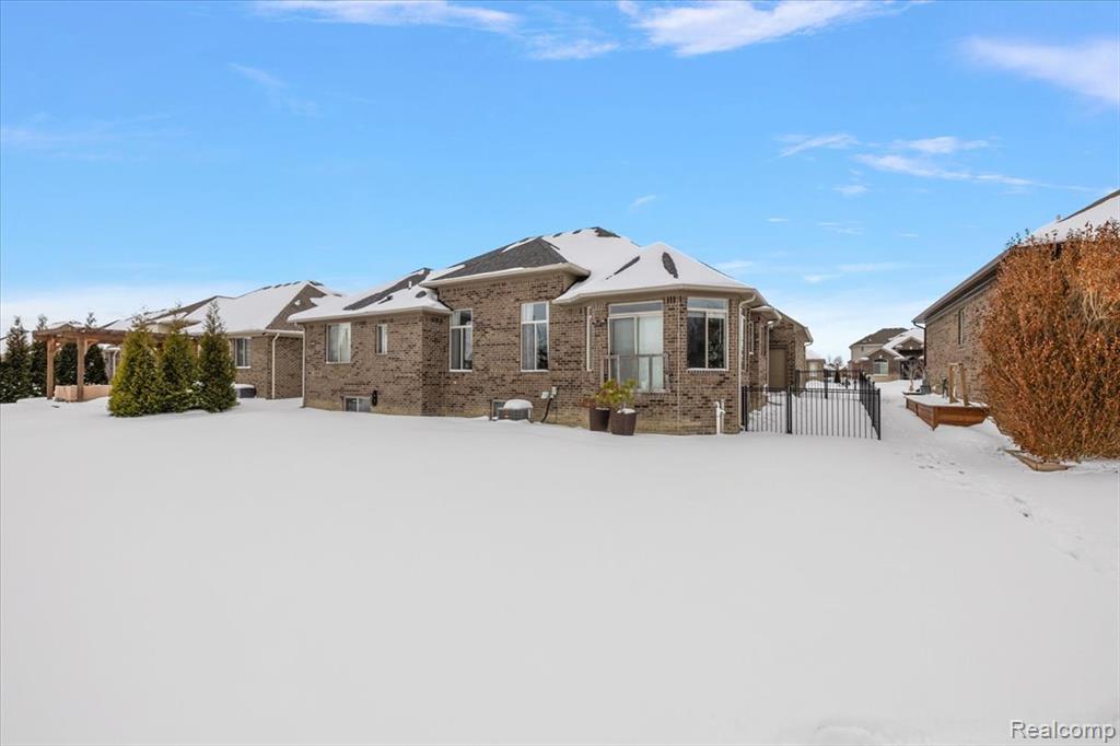 56844 Topaz Drive, Macomb, MI 48042 — Photo 3