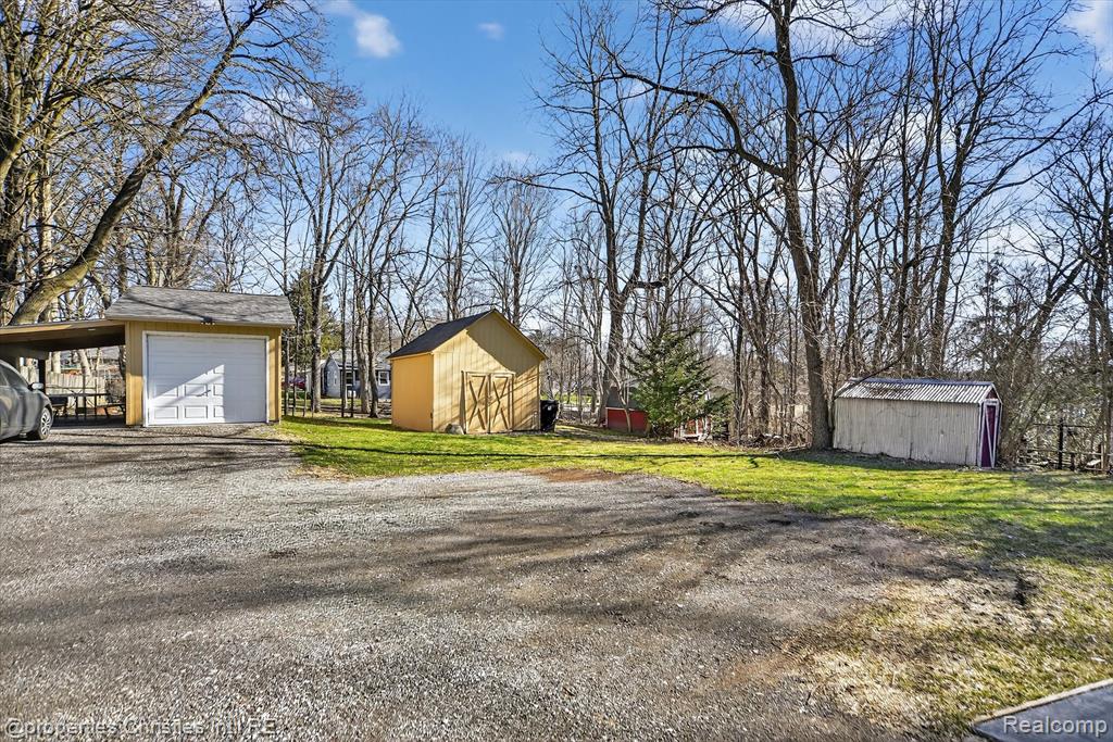 416 Lake Street, Howell, MI 48843 — Photo 31