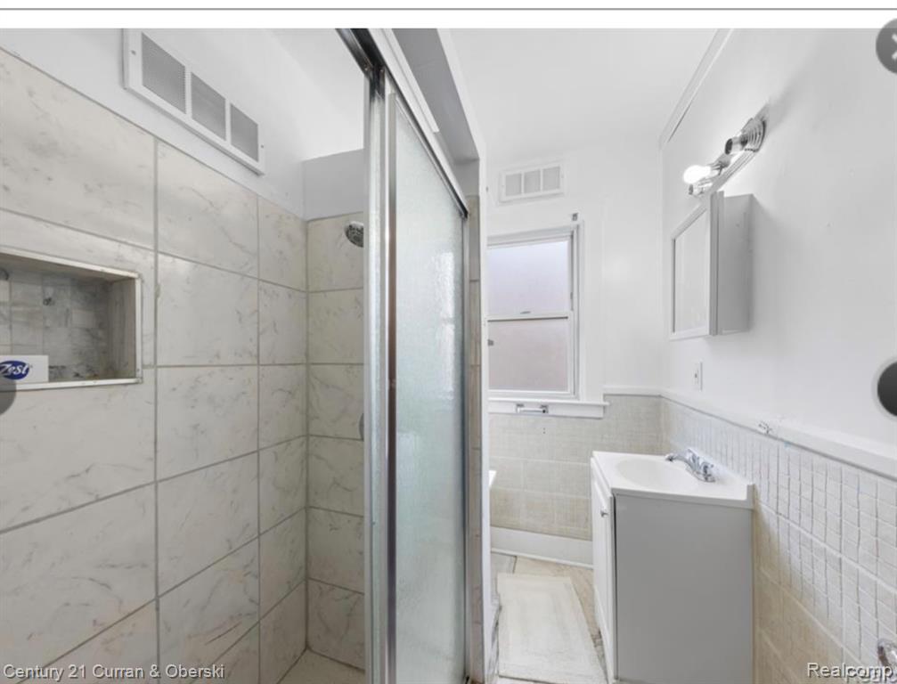 7067 Lexington Street, Detroit, MI 48209 — Photo 21
