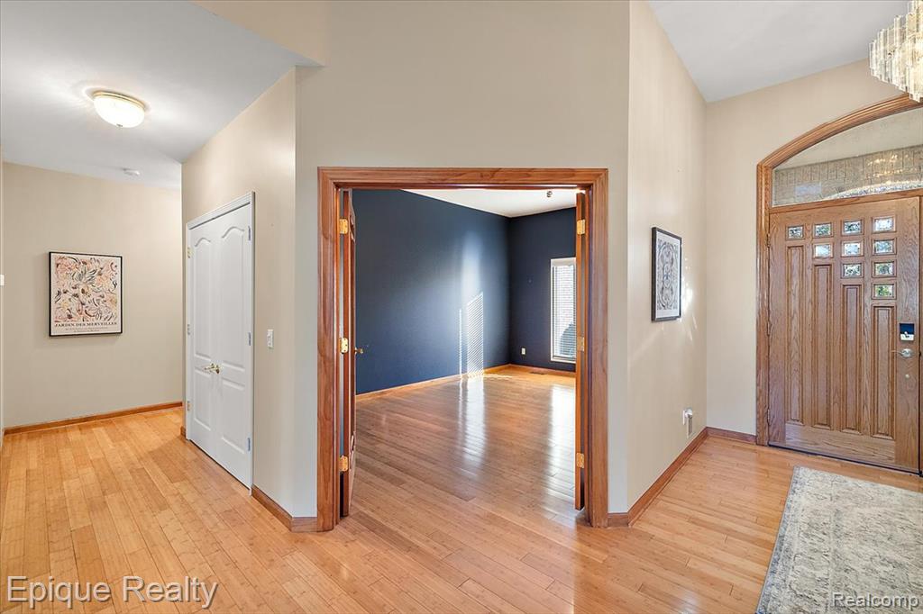 374 Oakbridge Drive, Oakland, MI 48306 — Photo 30